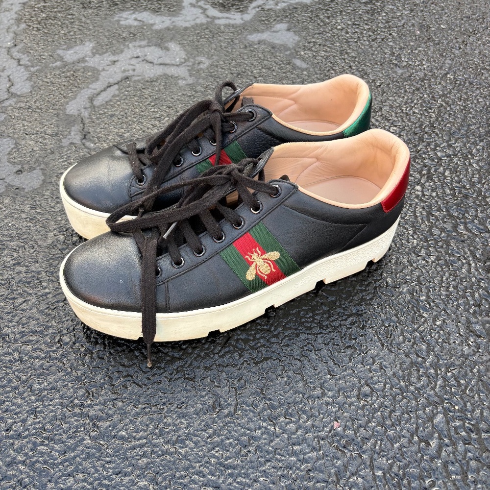 Gucci ace bee black platform sneakers